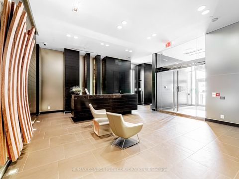 Photo 33 at 412 - 478 King Street W, Waterfront Communities C1, Toronto