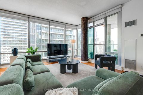 Photo 1 at 3803 - 81 Navy Wharf Court, Waterfront Communities C1, Toronto