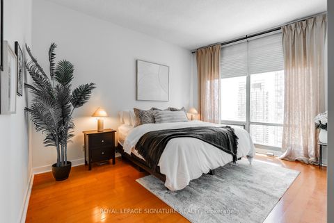 Photo 12 at 3803 - 81 Navy Wharf Court, Waterfront Communities C1, Toronto