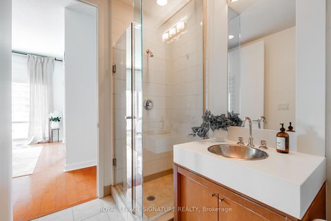 Photo 16 at 3803 - 81 Navy Wharf Court, Waterfront Communities C1, Toronto