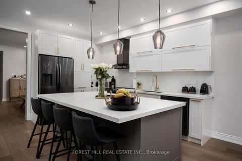 Photo 6 at 97 Bristlewood Crescent, Patterson, Vaughan
