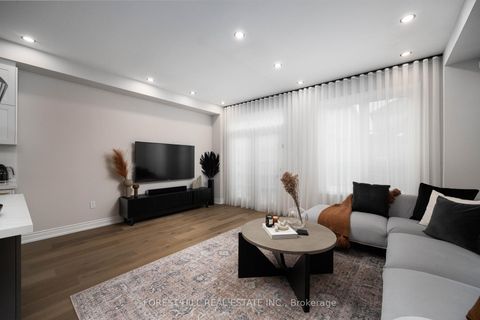 Photo 8 at 97 Bristlewood Crescent, Patterson, Vaughan