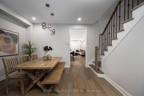 Photo 12 at 97 Bristlewood Crescent, Patterson, Vaughan