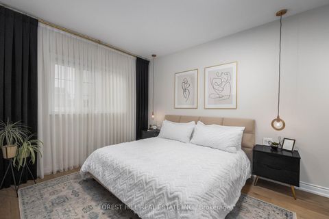 Photo 17 at 97 Bristlewood Crescent, Patterson, Vaughan