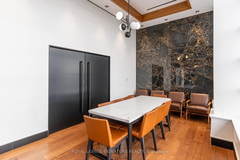 Photo 22 at 804 - 501 Adelaide Street W, Waterfront Communities C1, Toronto