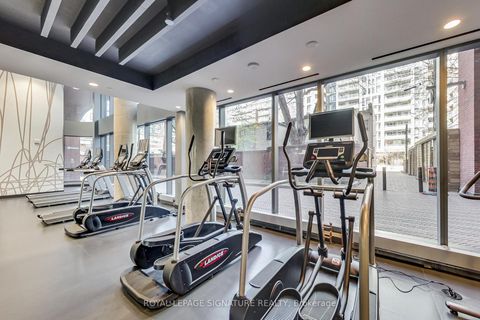 Photo 27 at 804 - 501 Adelaide Street W, Waterfront Communities C1, Toronto