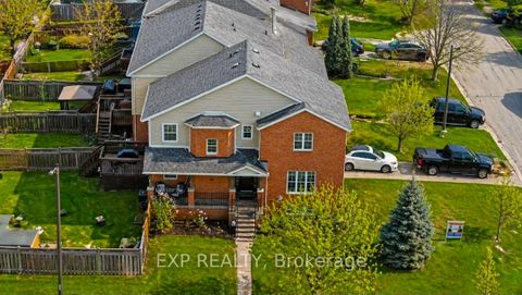Photo 2 at 33 Wrendale Crescent, Keswick South, Georgina