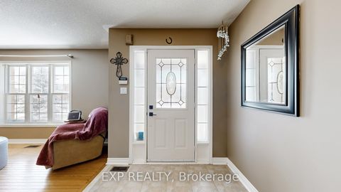 Photo 16 at 33 Wrendale Crescent, Keswick South, Georgina