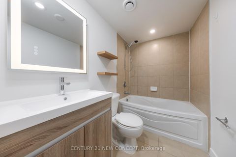 Photo 6 at 501 - 381 Front Street W, Waterfront Communities C1, Toronto