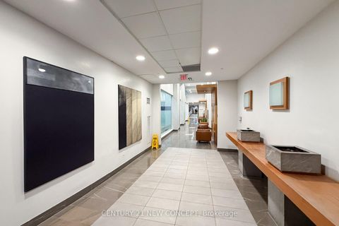Photo 23 at 501 - 381 Front Street W, Waterfront Communities C1, Toronto