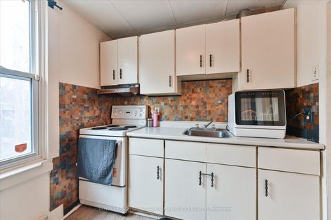 Photo 6 at 840 Sammon Avenue, East York, Toronto
