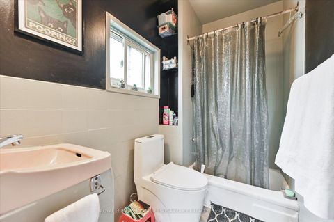 Photo 9 at 840 Sammon Avenue, East York, Toronto