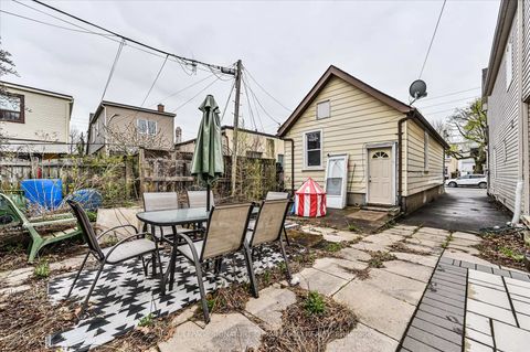 Photo 15 at 840 Sammon Avenue, East York, Toronto