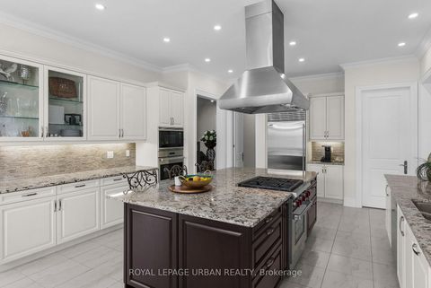 Photo 14 at 15 Country Club Crescent, Uxbridge