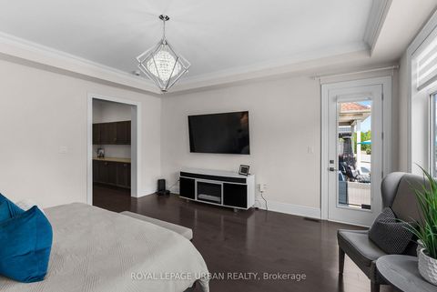 Photo 24 at 15 Country Club Crescent, Uxbridge