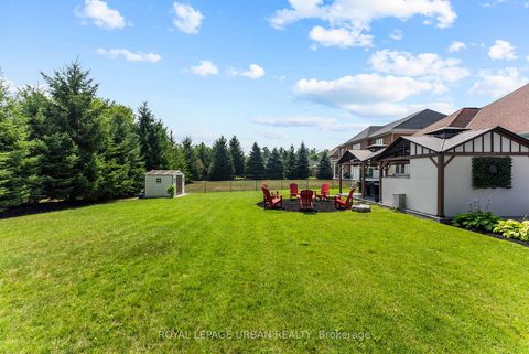 Photo 45 at 15 Country Club Crescent, Uxbridge