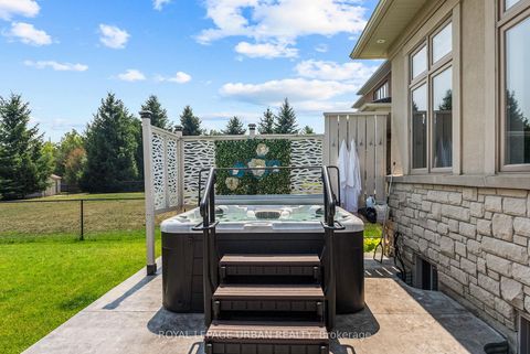Photo 46 at 15 Country Club Crescent, Uxbridge
