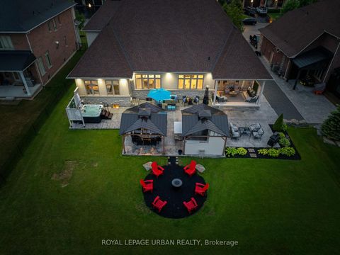 Photo 48 at 15 Country Club Crescent, Uxbridge