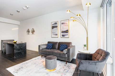 Photo 3 at 1111 - 11 Yorkville Avenue, Annex, Toronto