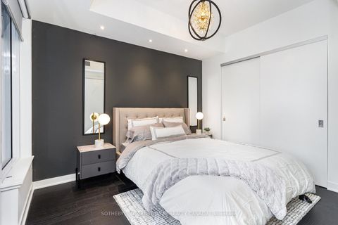 Photo 11 at 1111 - 11 Yorkville Avenue, Annex, Toronto