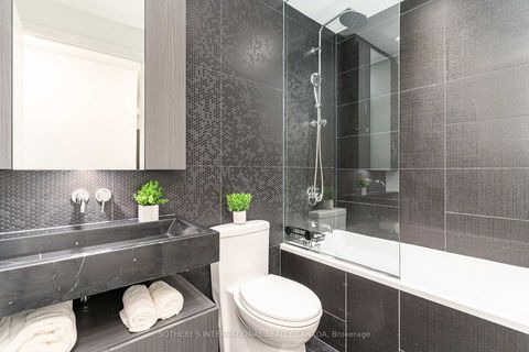 Photo 12 at 1111 - 11 Yorkville Avenue, Annex, Toronto