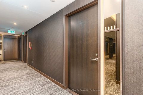 Photo 14 at 1111 - 11 Yorkville Avenue, Annex, Toronto