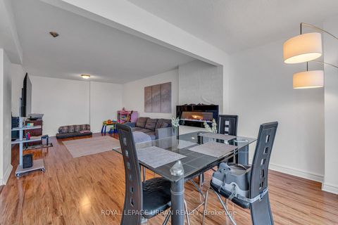 Photo 10 at 1210 - 61 Markbrook Lane, Jamestown, Toronto