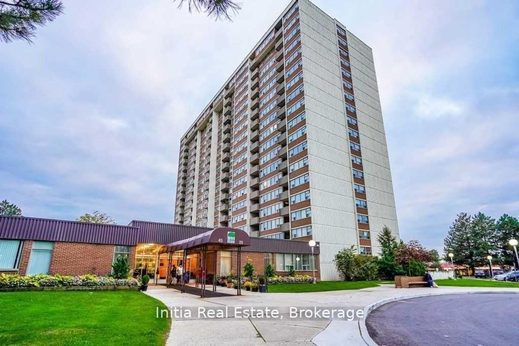 601 - 25 Silver Springs Boulevard, L'Amoreaux, Toronto 