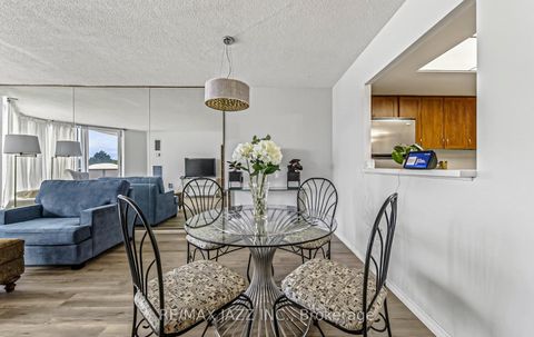 Photo 7 at 318 - 10 Dean Park Road, Rouge E11, Toronto