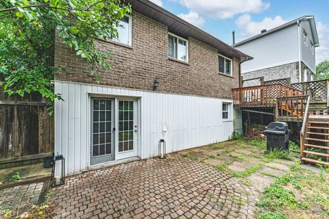 Photo 16 at 69 Fox Run, Letitia Heights, Barrie