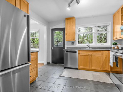 Photo 19 at 23 Ballymena Court, Don Mills, Toronto