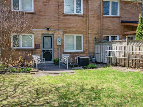 Photo 35 at 23 Ballymena Court, Don Mills, Toronto