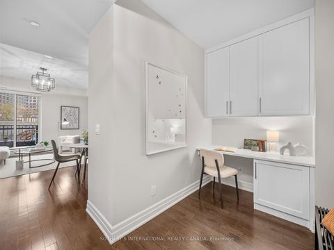 Photo 8 at 301 - 30 Old Mill Road, Kingsway South, Toronto