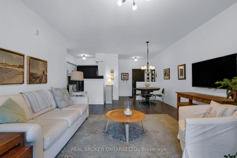 Photo 4 at 108 - 42 Ferndale Drive S, Ardagh, Barrie