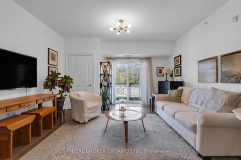Photo 5 at 108 - 42 Ferndale Drive S, Ardagh, Barrie