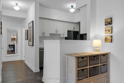 Photo 10 at 108 - 42 Ferndale Drive S, Ardagh, Barrie