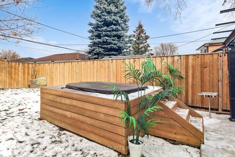 Photo 1 at 189 Kingsview Boulevard, The Westway, Toronto