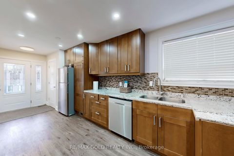 Photo 15 at 189 Kingsview Boulevard, The Westway, Toronto