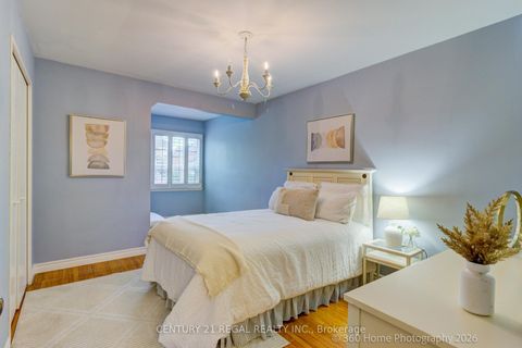 Photo 11 at 59 Beveridge Drive, Donalda, Toronto