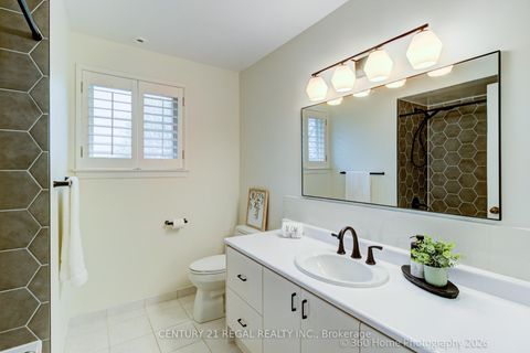 Photo 12 at 59 Beveridge Drive, Donalda, Toronto
