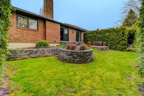 Photo 18 at 59 Beveridge Drive, Donalda, Toronto