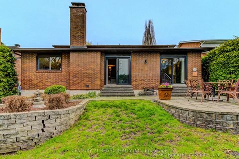 Photo 20 at 59 Beveridge Drive, Donalda, Toronto