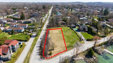 Photo 4 at 417 Lake Drive E, Historic Lakeshore Communities, Georgina