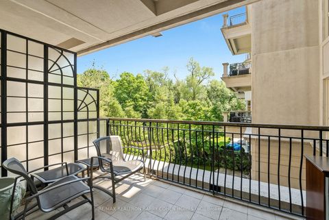 Photo 17 at 204 - 1 Post Road, York Mills, Toronto