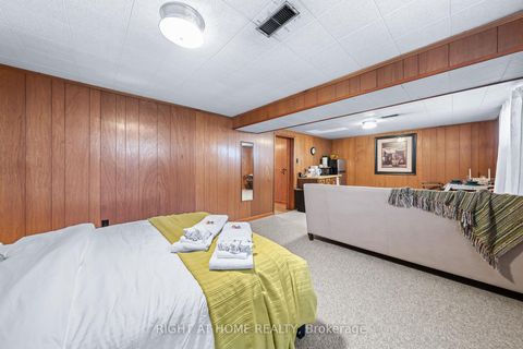 Photo 19 at 98 Yorkview Drive, Queensway, Toronto