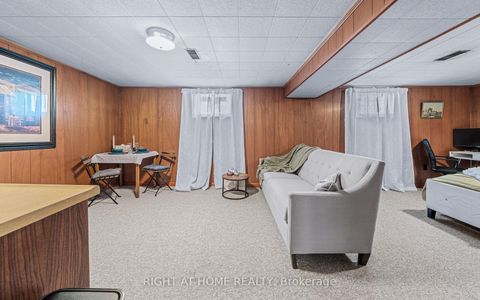 Photo 21 at 98 Yorkview Drive, Queensway, Toronto