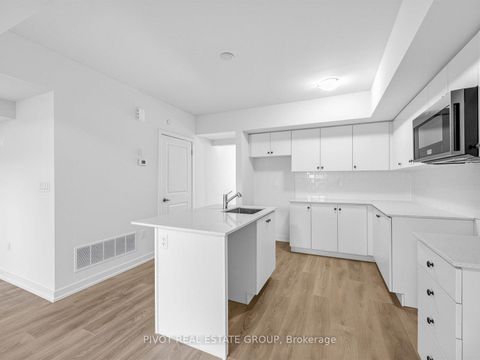 Photo 11 at 1104 - 56 Elizabeth Street S, Mill Pond, Richmond Hill