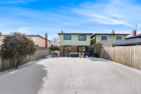 Photo 29 at 9 Thistlewaite Crescent, Malvern West, Toronto