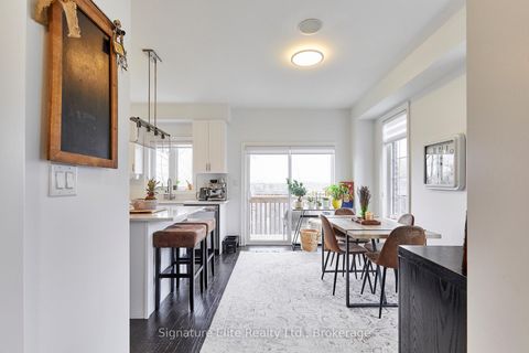 Photo 11 at 51 Gordon Circle, College Manor, Newmarket
