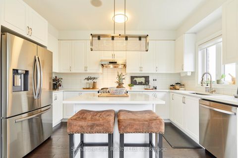 Photo 13 at 51 Gordon Circle, College Manor, Newmarket